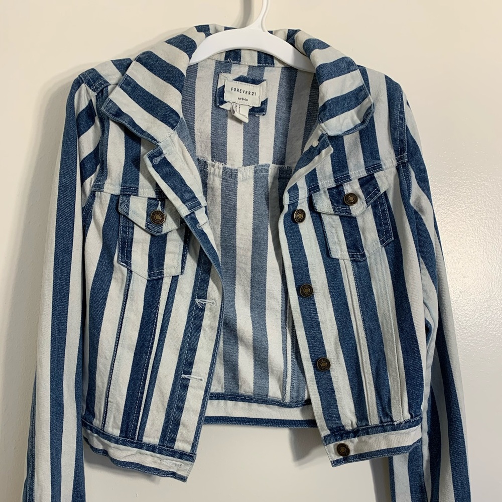 🦋Forever 21 Denim Blue white stripe jacket